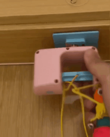 Door-Hanging Yo-Yo Cat Teaser
